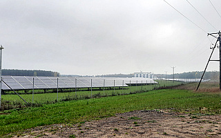 Niedaleko Szczytna powstaje jedna z największych w Polsce farm fotowoltaicznych